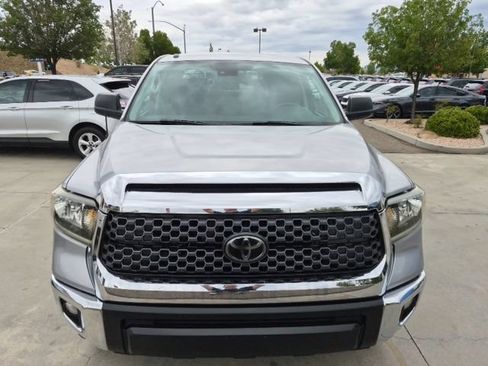 Used 2018 Toyota Tundra SR5 w/ SR5 Upgrade Package AWD/4WD image 9