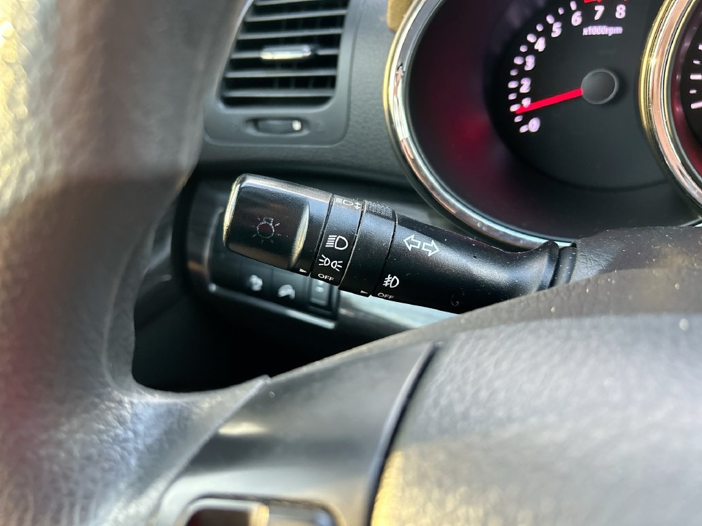Used 2013 Kia Sorento LX w/ Convenience Pkg FWD image 19