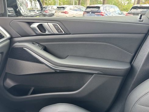 New 2026 BMW X5 xDrive50e w/ Executive Package image 22