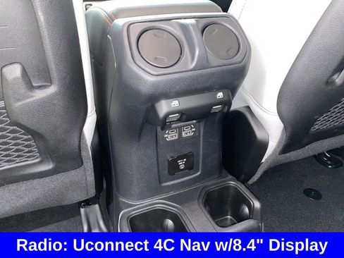 Used 2021 Jeep Gladiator Mojave AWD/4WD image 13