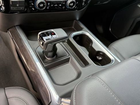 Used 2024 Chevrolet Silverado 1500 LTZ w/ Technology Package RWD image 20