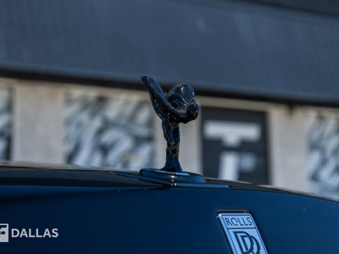 Used 2023 Rolls-Royce Phantom Extended Wheelbase RWD image 19
