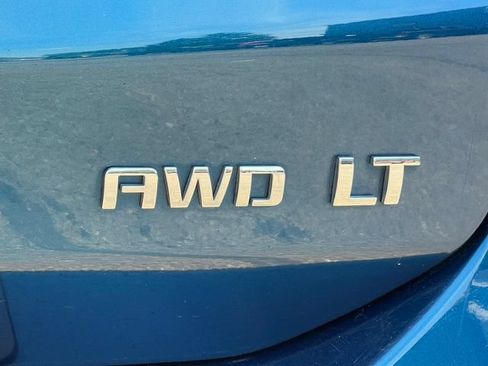 Used 2020 Chevrolet Equinox LT w/ Driver Convenience Package AWD/4WD image 2