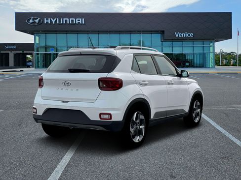 New 2026 Hyundai Venue SEL FWD image 26