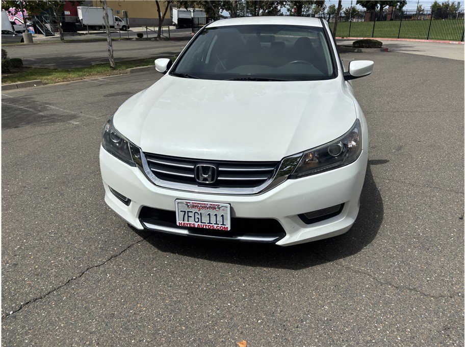 Used 2014 Honda Accord Sport image 2