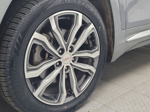 Used 2018 GMC Terrain Denali w/ LPO, 'HIT The Road' Package FWD image 31