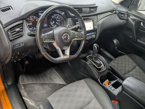 Used 2017 Nissan Rogue Sport SV w/ SV Premium Package AWD/4WD image 12