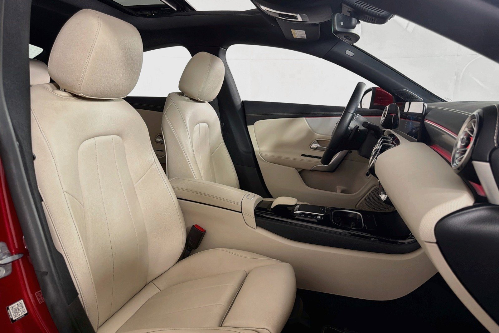 Used 2023 Mercedes-Benz CLA 250 image 8