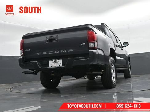 Used 2023 Toyota Tacoma SR AWD/4WD image 34