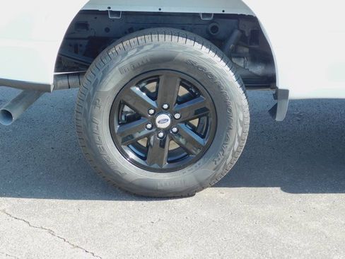 Used 2022 Ford F150 XLT w/ Equipment Group 301A Mid image 11