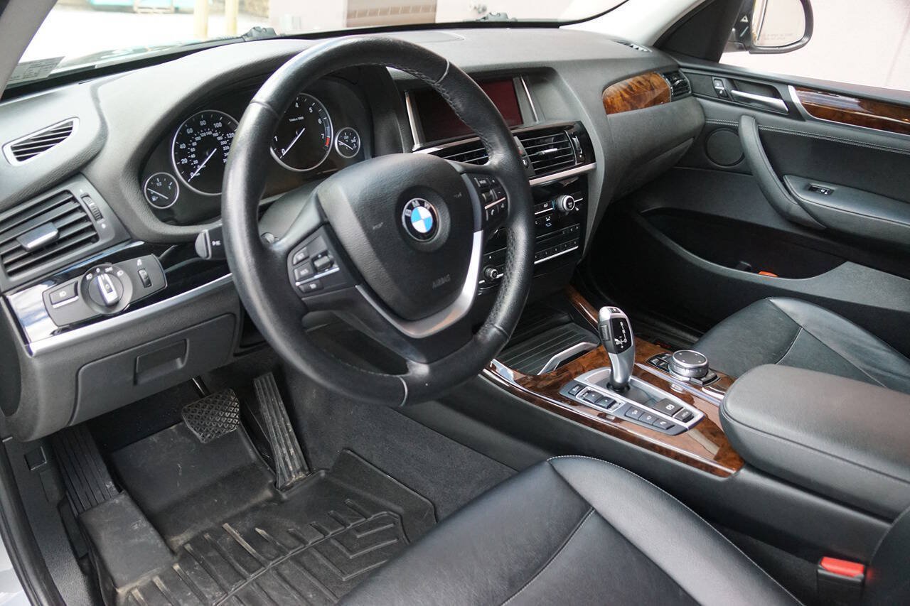Used 2016 BMW X3 xDrive28i AWD/4WD image 24