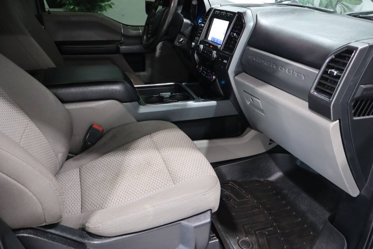 Used 2021 Ford F350 XLT w/ XLT Premium Package AWD/4WD image 11