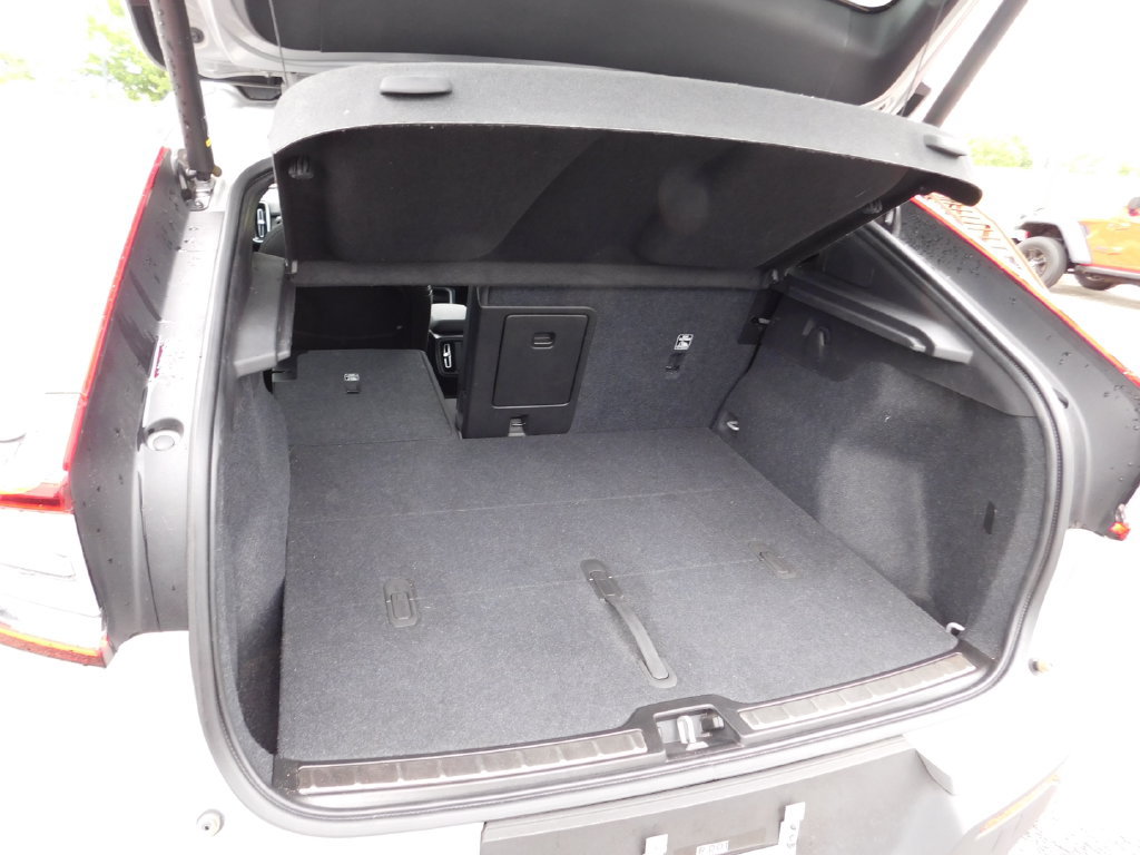 Used 2023 Volvo C40 P8 Recharge Ultimate AWD/4WD image 8
