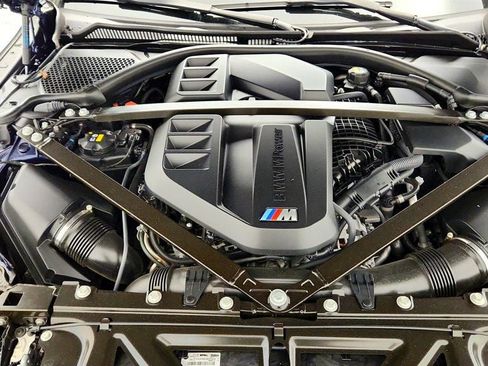 Used 2023 BMW M4 xDrive Competition AWD/4WD image 29