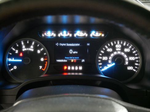 Used 2018 Ford F150 XLT w/ Equipment Group 302A Luxury AWD/4WD image 21