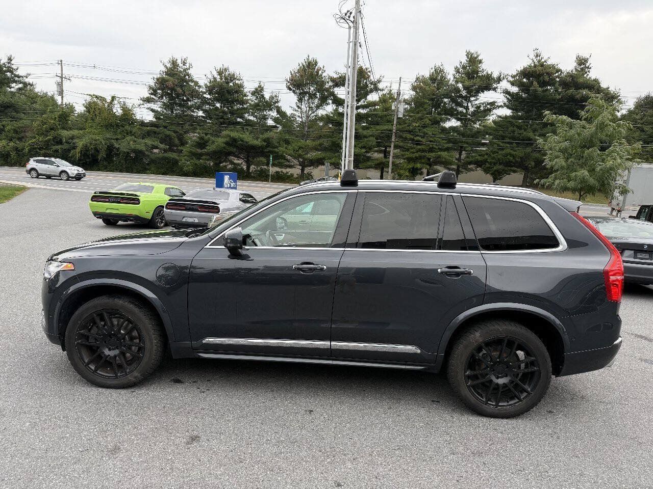 Used 2016 Volvo XC90 T8 Inscription w/ Vision Package AWD/4WD image 7