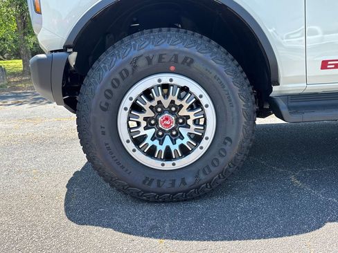 New 2026 Ford Bronco Outer Banks AWD/4WD image 27