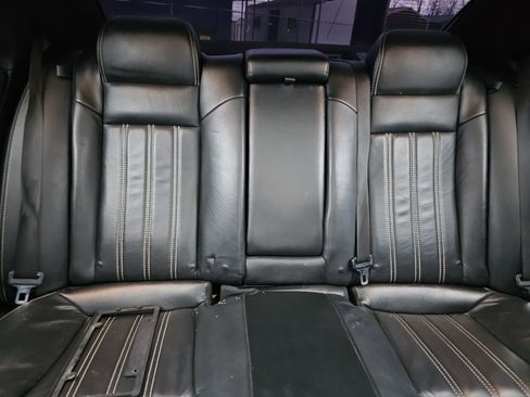 Used 2016 Chrysler 300 S w/ 300S Premium Group image 24