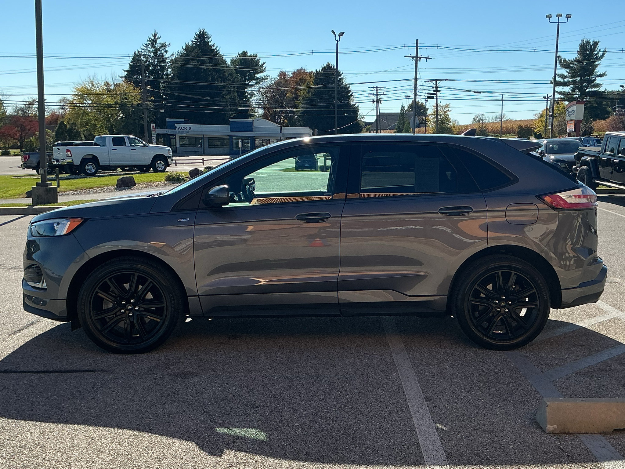 Used 2021 Ford Edge ST-Line AWD/4WD image 7