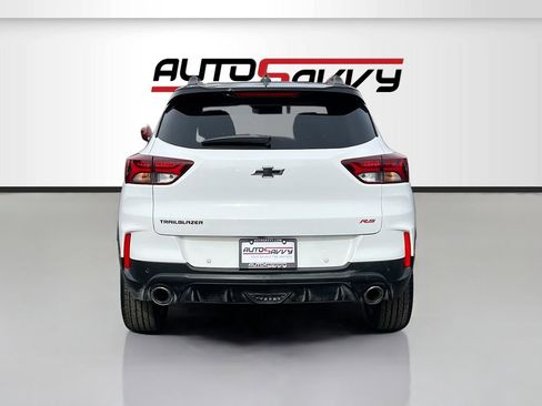 Used 2021 Chevrolet TrailBlazer RS w/ Technology Package image 6