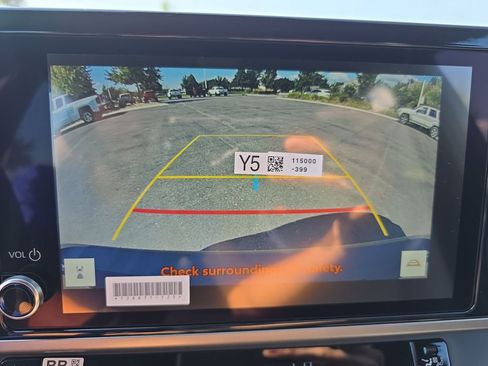 Used 2025 Toyota Camry SE image 24