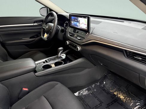 Used 2023 Nissan Altima 2.5 SV w/ SV Premium Package image 23