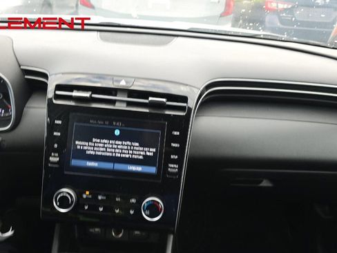 Used 2023 Hyundai Tucson SE image 14