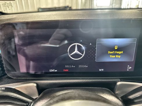 Used 2024 Mercedes-Benz GLB 250 4MATIC image 34