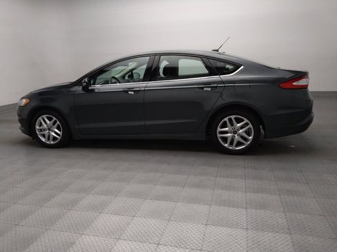 Used 2015 Ford Fusion SE image 3
