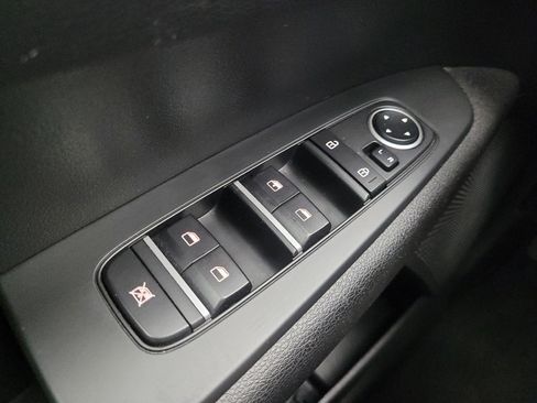 Used 2023 Kia Forte LXS w/ LXS Technology Package image 27