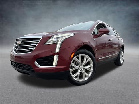 Used 2017 Cadillac XT5 Luxury image 1