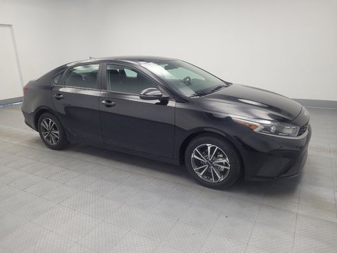 Used 2024 Kia Forte LXS w/ LXS Technology Package image 11