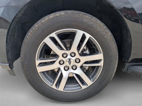 Used 2024 Ford Expedition Limited RWD image 24
