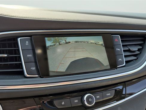 Used 2018 Buick Enclave Premium w/ Experience Buick Package AWD/4WD image 19