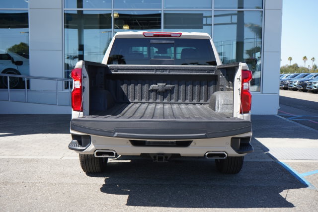 New 2026 Chevrolet Silverado 1500 RST w/ Safety Package AWD/4WD image 8