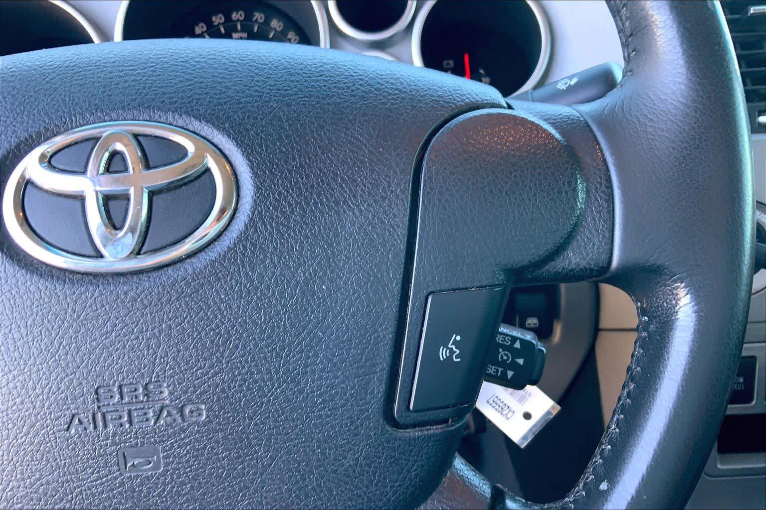 Used 2012 Toyota Tundra Limited w/ Platinum Pkg AWD/4WD image 24