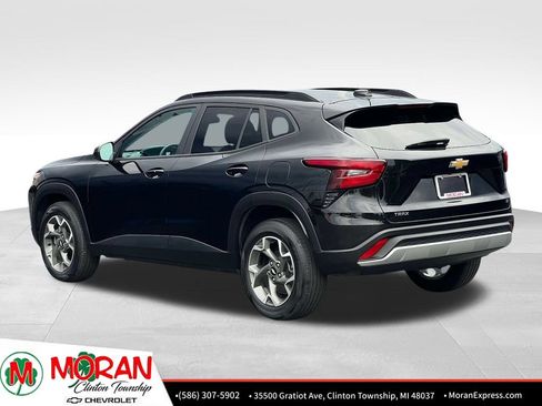 Certified 2024 Chevrolet Trax LT w/ Driver Confidence Package FWD image 4