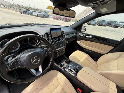 Used 2017 Mercedes-Benz GLS 450 4MATIC image 10