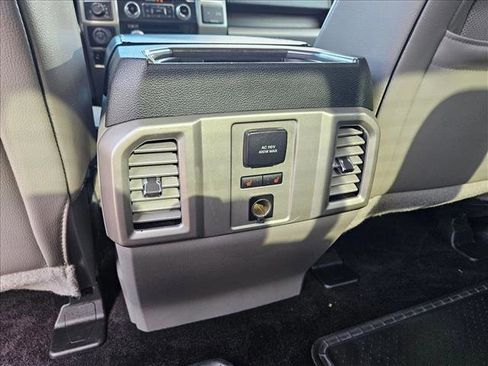 Used 2016 Ford F150 Lariat w/ Equipment Group 502A Luxury image 19