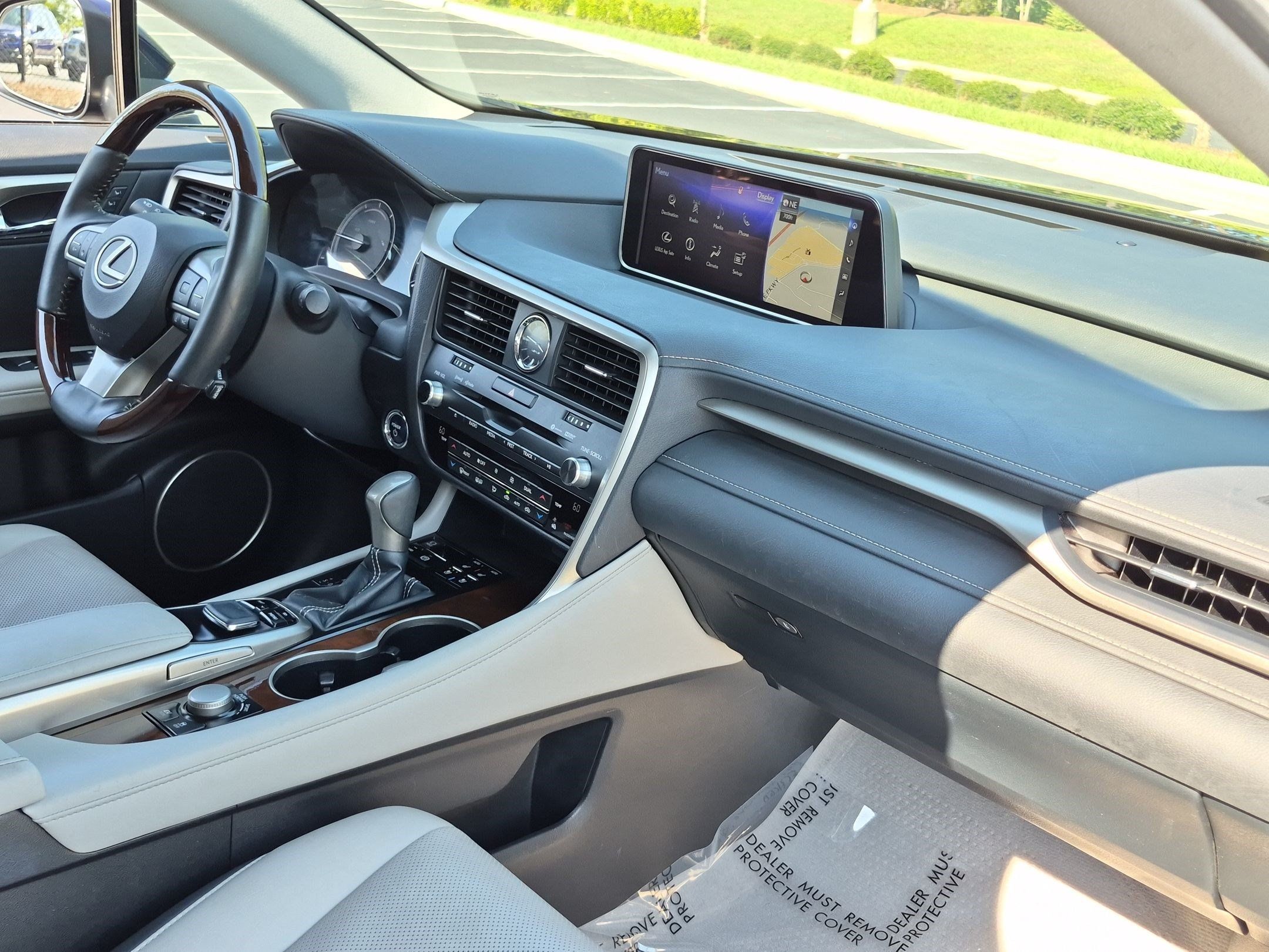Used 2019 Lexus RX 450h AWD w/ Navigation Package image 32