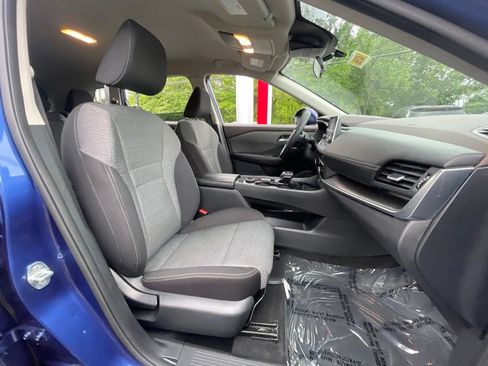 Certified 2023 Nissan Rogue SV AWD/4WD image 18