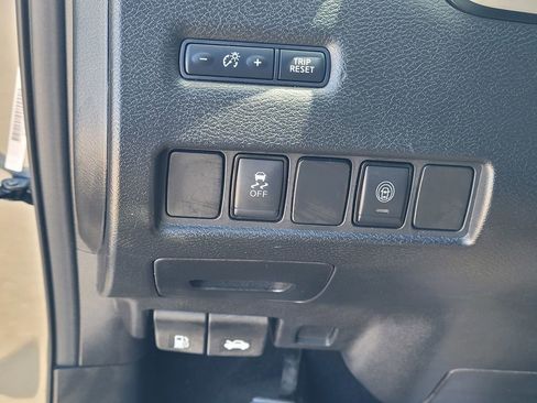 Used 2020 Nissan Murano SV FWD image 22