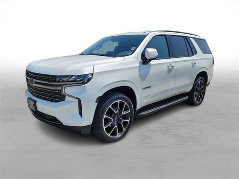 Used 2022 Chevrolet Tahoe RST w/ Luxury Package AWD/4WD image 3
