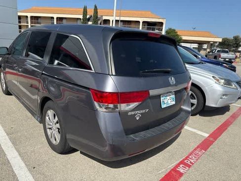 Used 2014 Honda Odyssey EX image 3