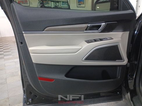 Used 2021 Kia Telluride EX AWD/4WD image 22