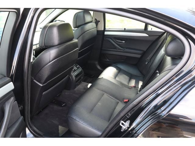 Used 2011 BMW 535i xDrive Sedan AWD/4WD image 8