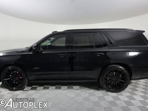 Used 2025 Cadillac Escalade V w/ LPO, ONYX Package image 10