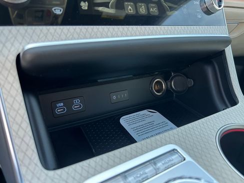 New 2026 Genesis GV80 3.5T Prestige image 22