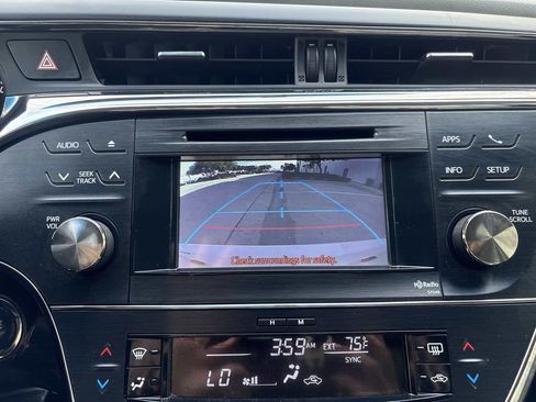 Used 2014 Toyota Avalon XLE Touring FWD image 24