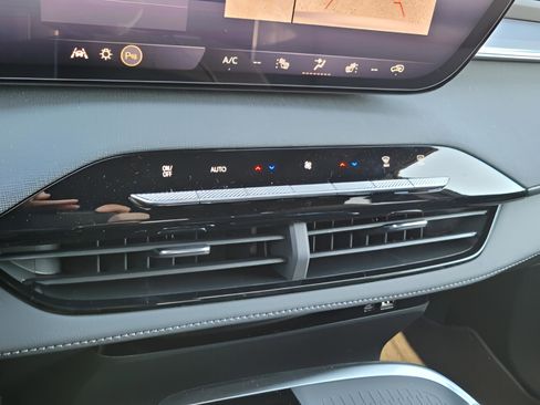 New 2026 Buick Enclave Sport Touring w/ Super Cruise Package image 29